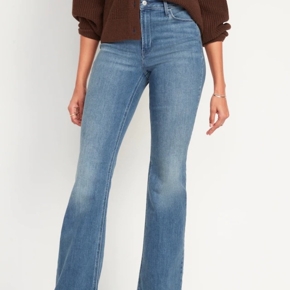 Old Navy Denim - Old Navy High-Rise Flare jeans
